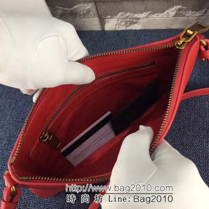 普拉達PRADA原單 PRADA 1BH050 義大利最新版 進囗頭層牛皮單肩斜跨包 PHY1302